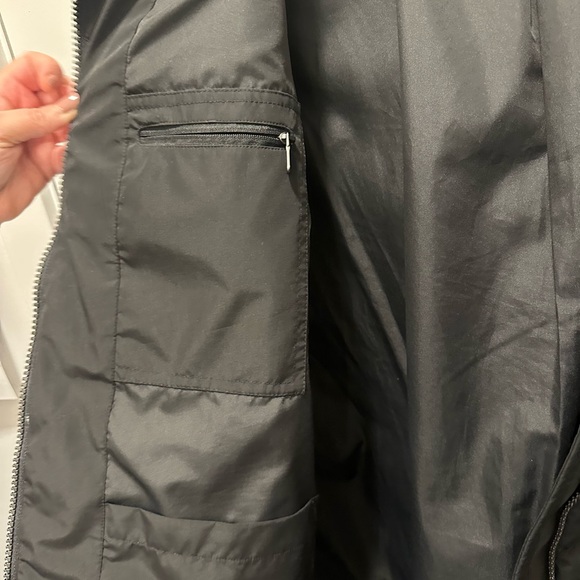 Black Puffer Jacket - Picture 5 of 7